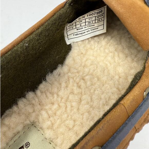 NWT UGG Chestnut HAYLIE Duck Boat Shoe Size 7.5 - Picture 7 of 8